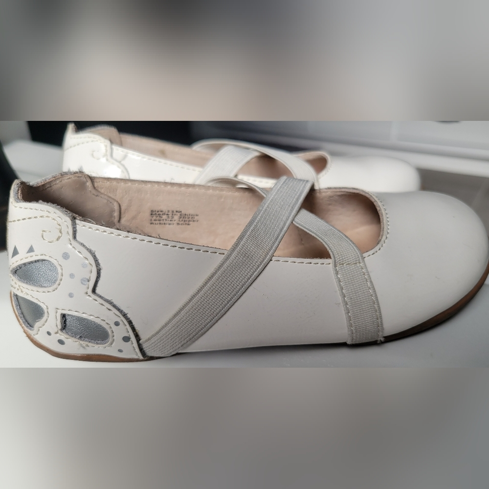 Livie & Luca White Butterfly